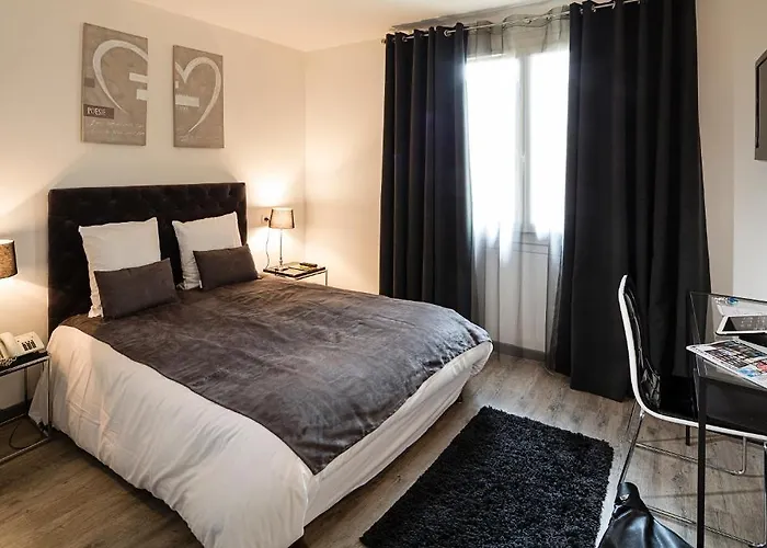 Hotel Gallia 3*